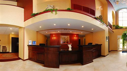 Express & By Ihg 2*